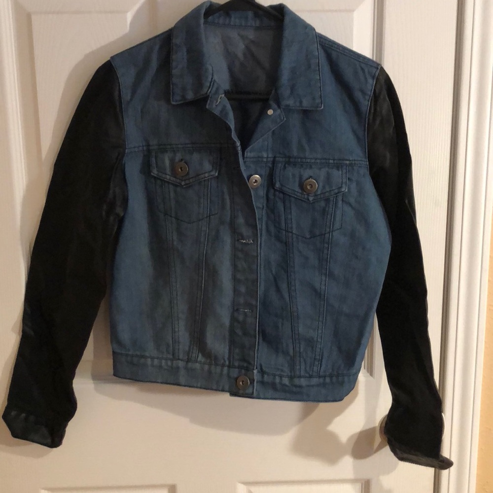 Jean jacket with leather sleeves size S